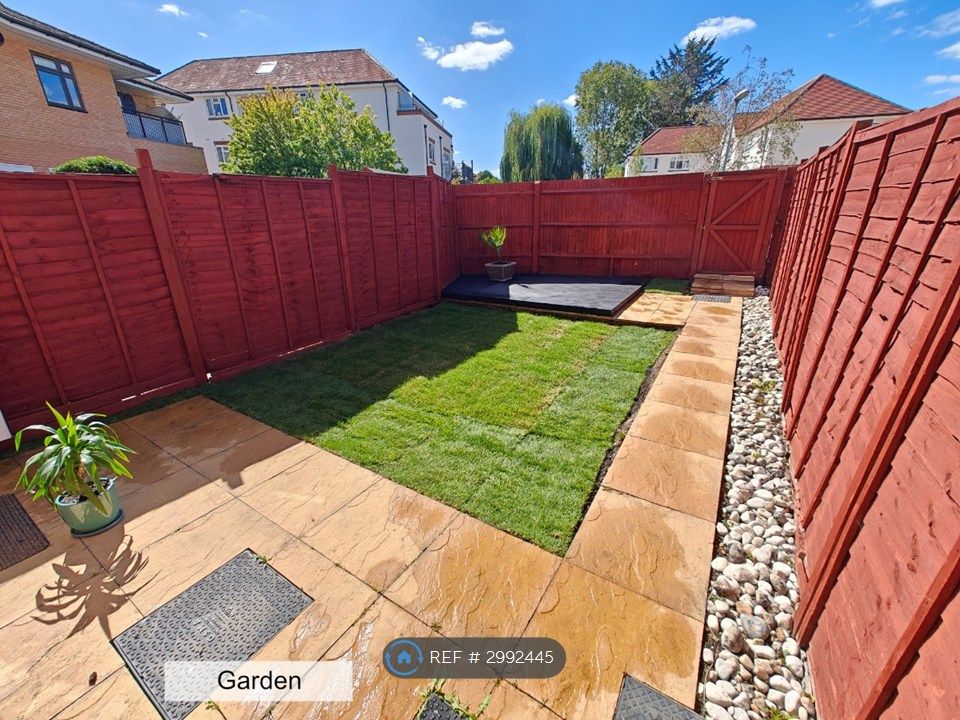 Property photo 2 of 10 Garden