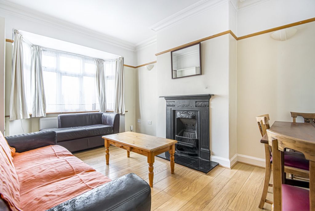 Property photo 1 of 8 691652 (2)