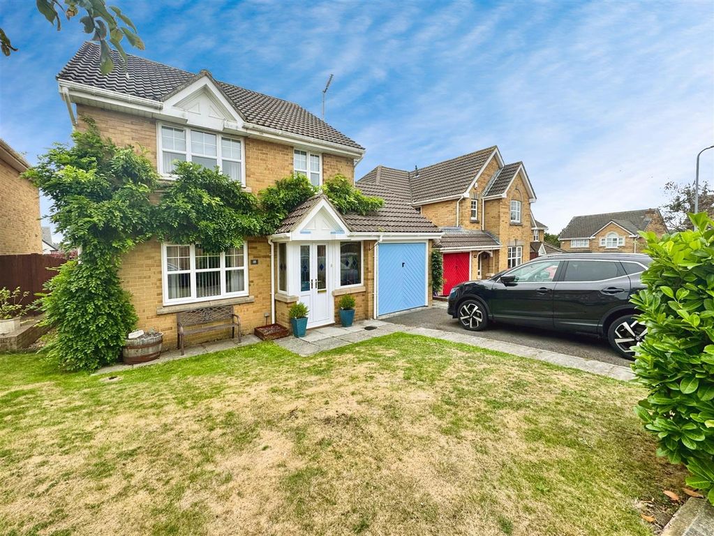 Property photo 1 of 24 Heol Glaslyn