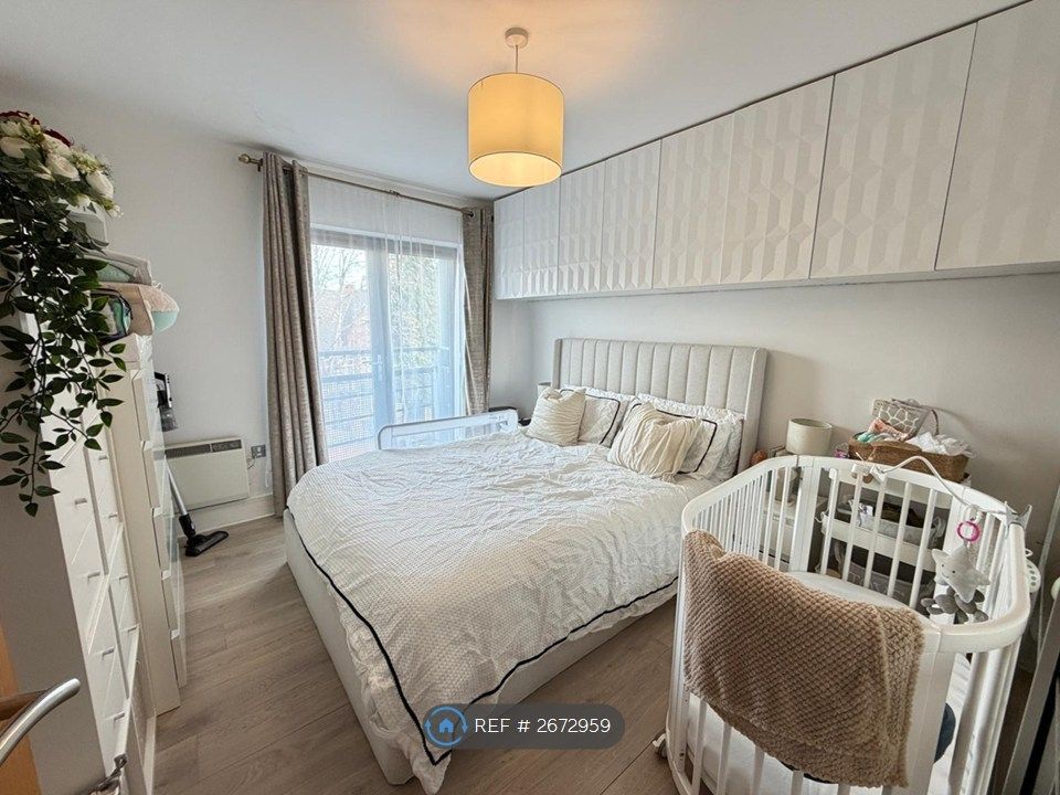 Property photo 2 of 21 Main Bedroom - Part Furnished