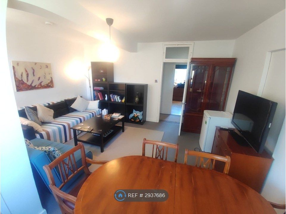 Property photo 1 of 11 Sallon