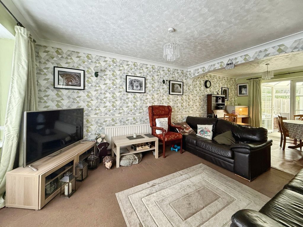 Property photo 3 of 13 Pbox-Img.Jpg