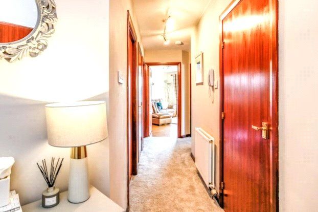 Property photo 2 of 10 Photo 2