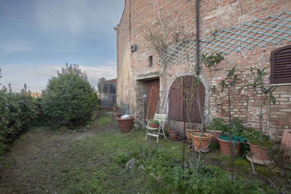 Property photo 3 of 29