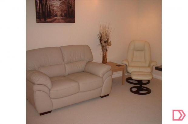 Property photo 3 of 10 03_Lounge.Jpg