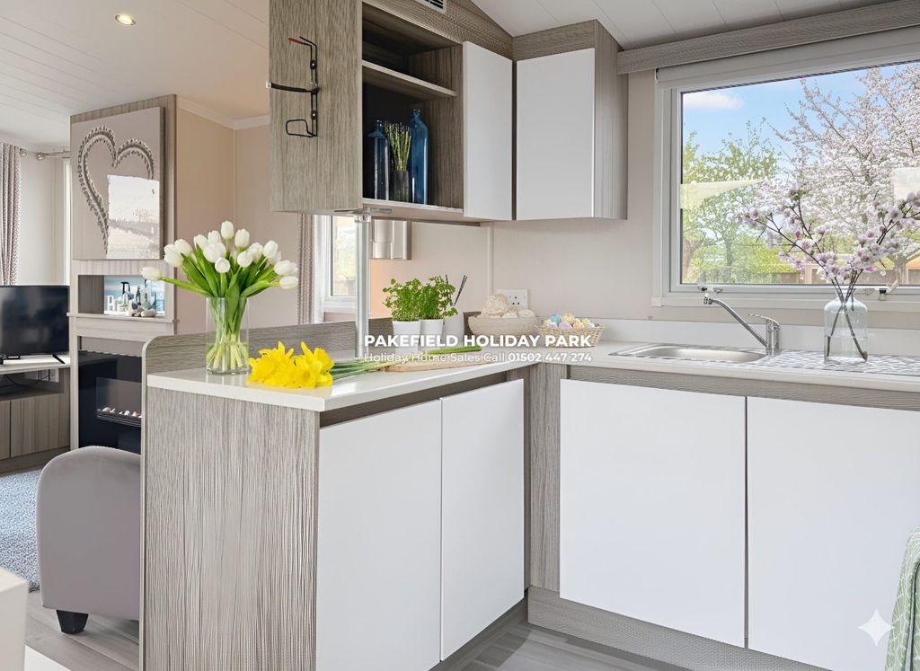 Property photo 1 of 6 Car0064699 - Static Caravan