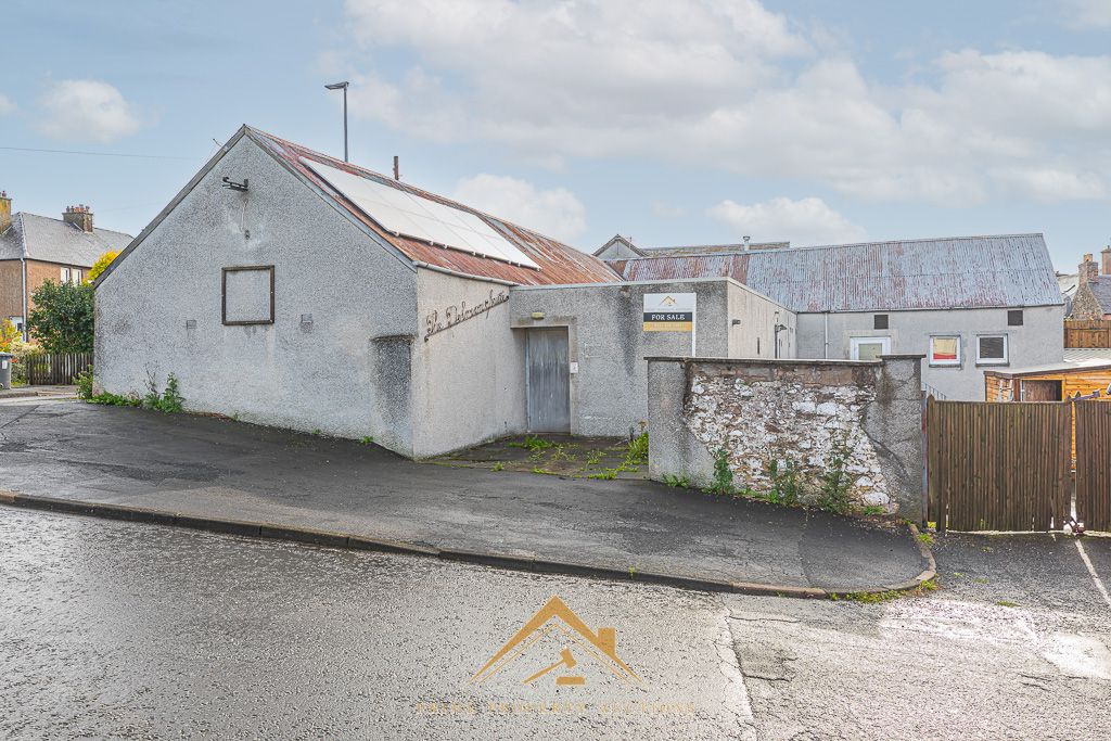 Property photo 1 of 18