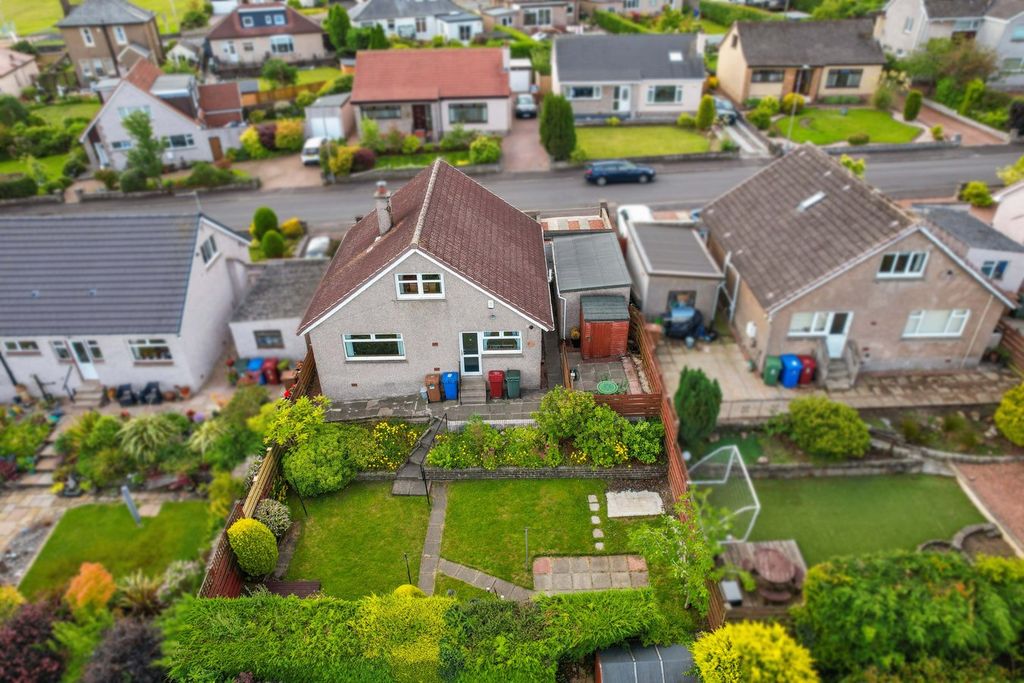 Property photo 2 of 36