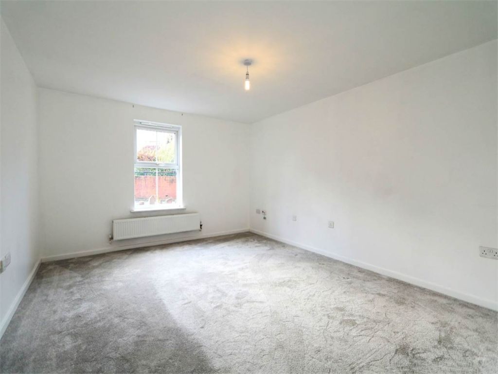 Property photo 2 of 6 Lounge