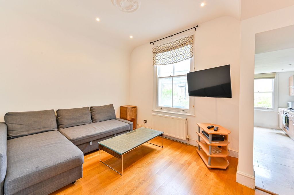 Property photo 1 of 6