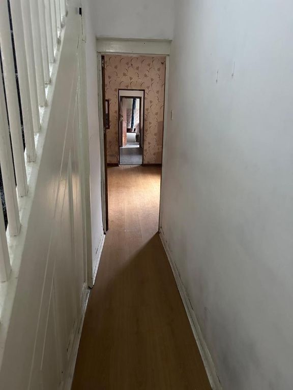 Property photo 2 of 9 93Cf960E-Ecd6-413E-8A84-2F8A4A97c775.Jpeg