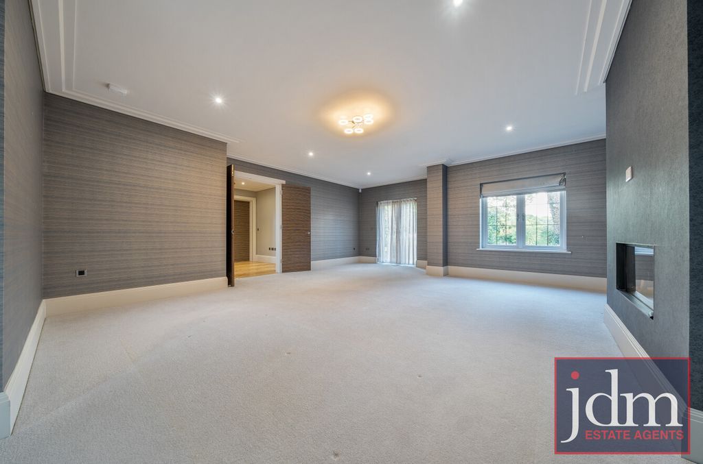 Property photo 1 of 11 6249310d-0781-43d...