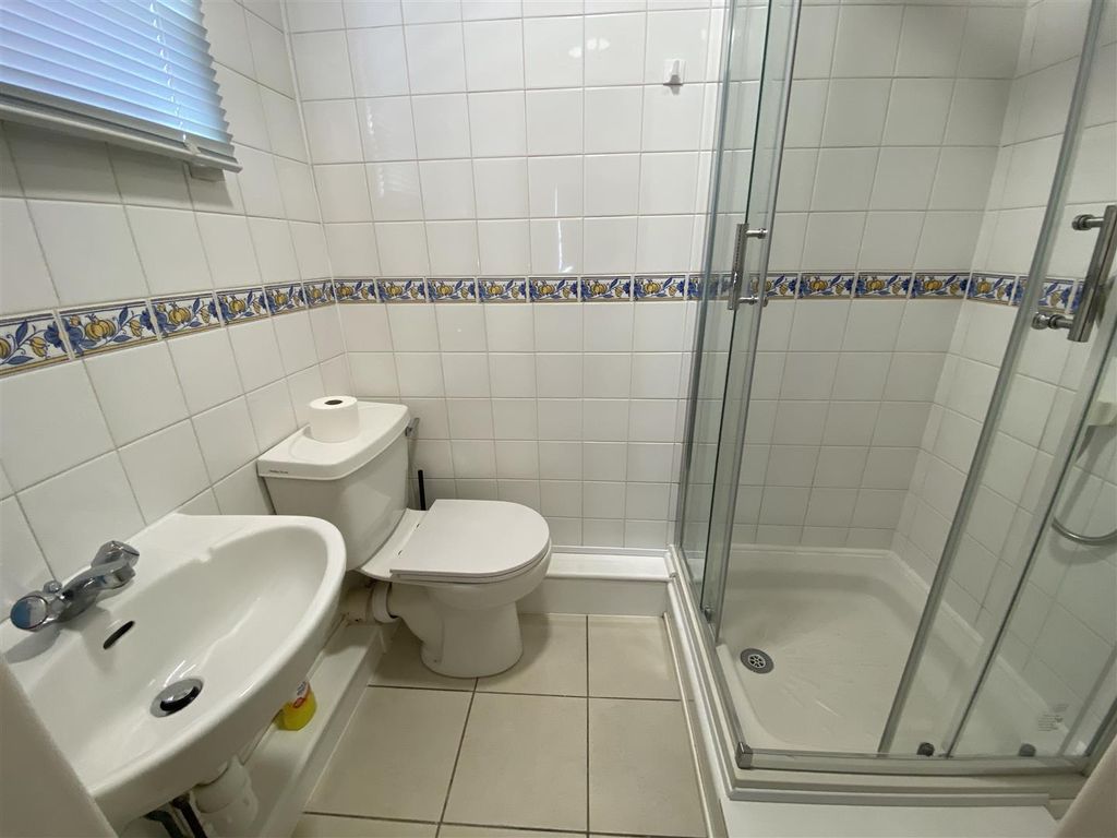 Property photo 3 of 8 Shower Room