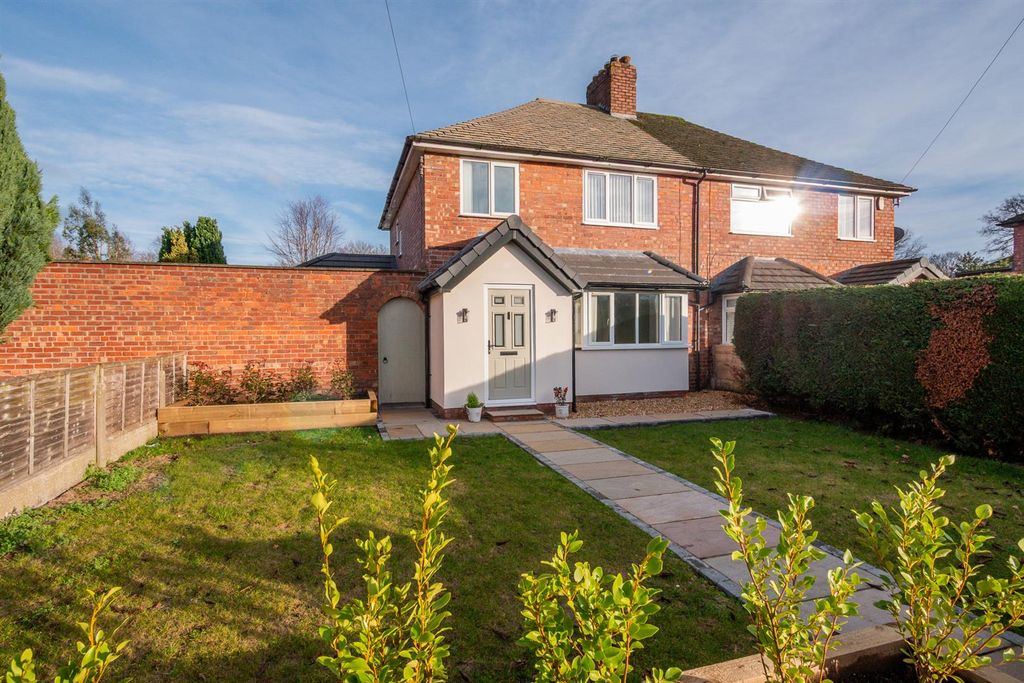 Property photo 1 of 32 P2088476.Jpg