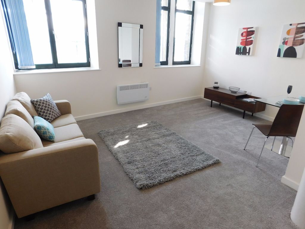 Property photo 2 of 11