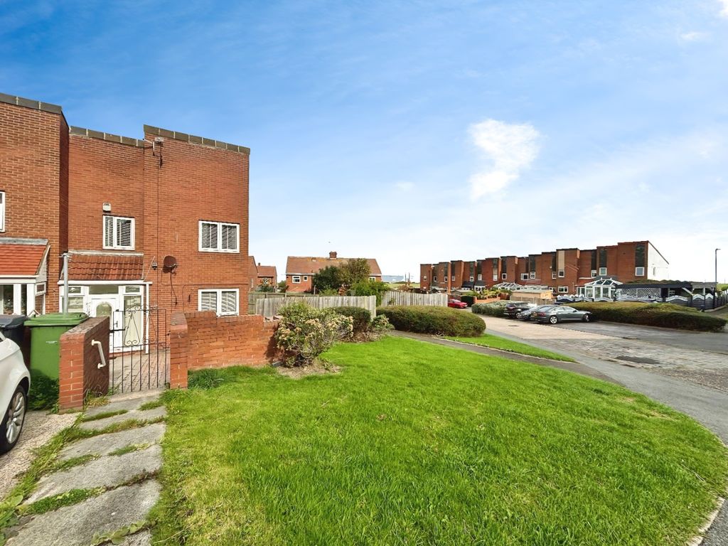 Property photo 1 of 16 4572400