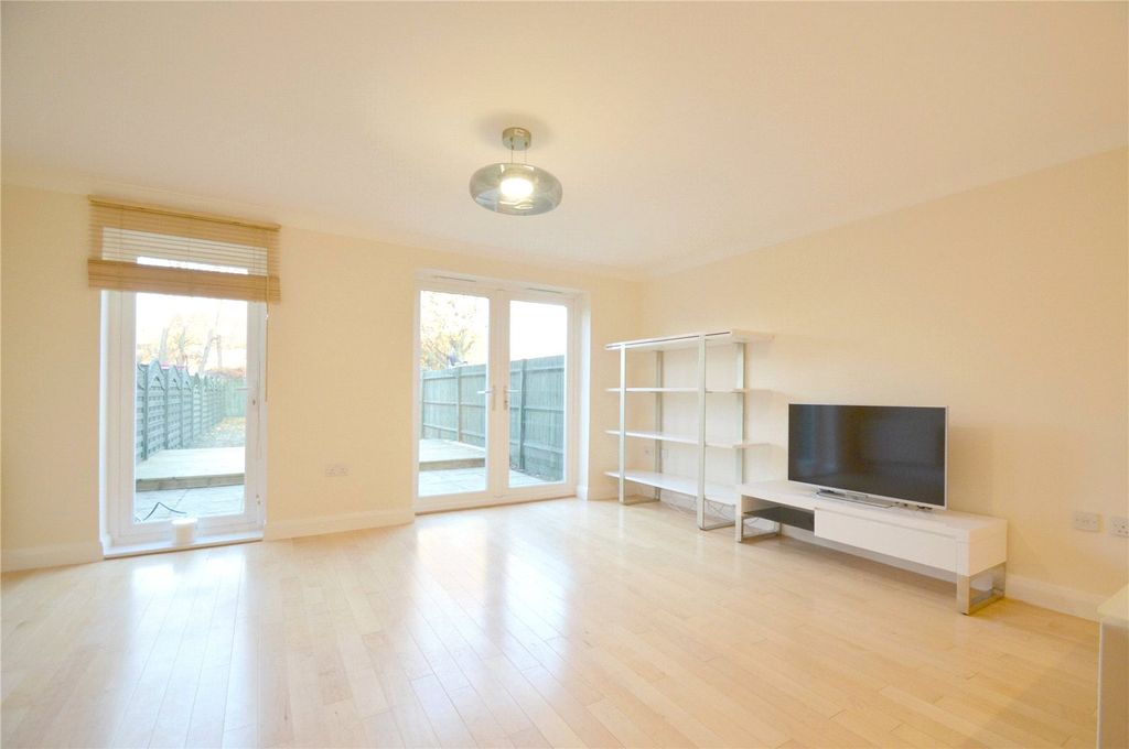 Property photo 2 of 9 Picture No. 06