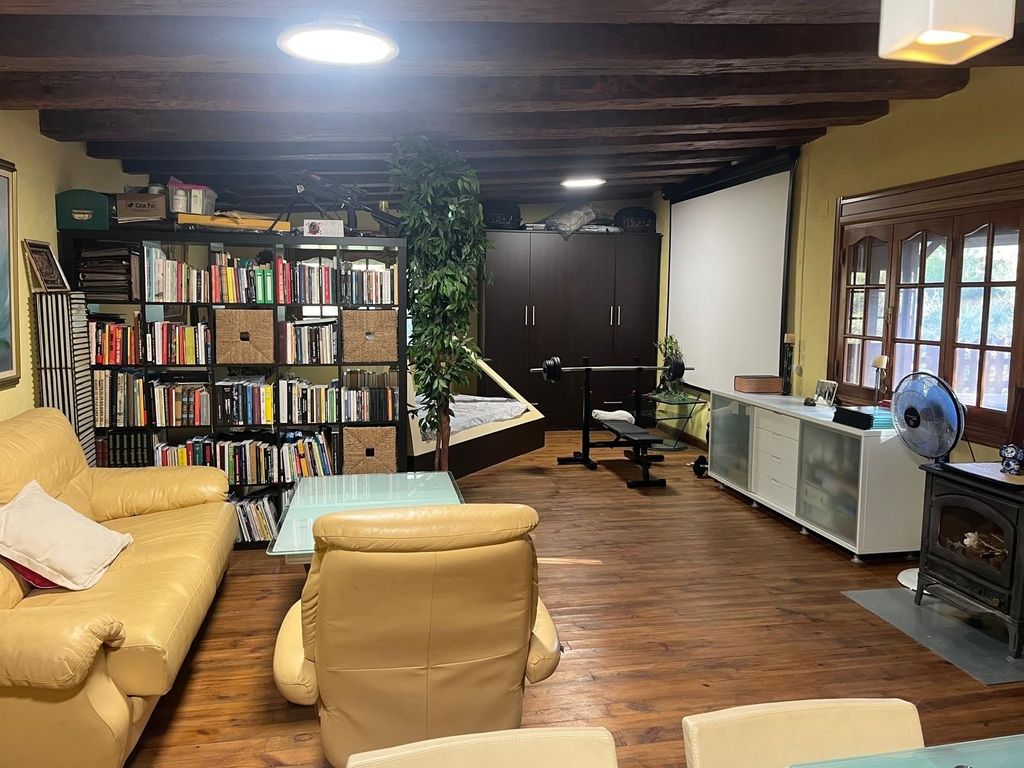 Property photo 3 of 50