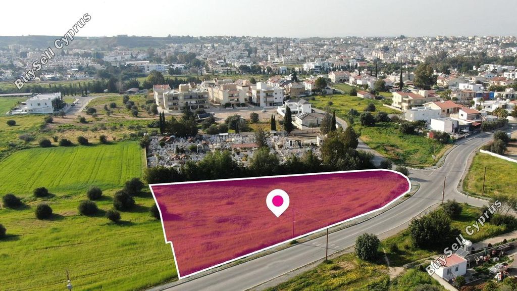 Property photo 3 of 9