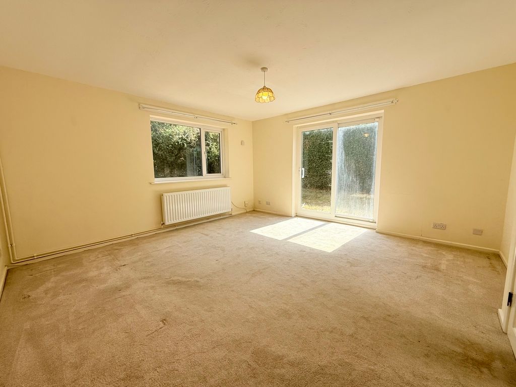 Property photo 2 of 14 Picture No. 34