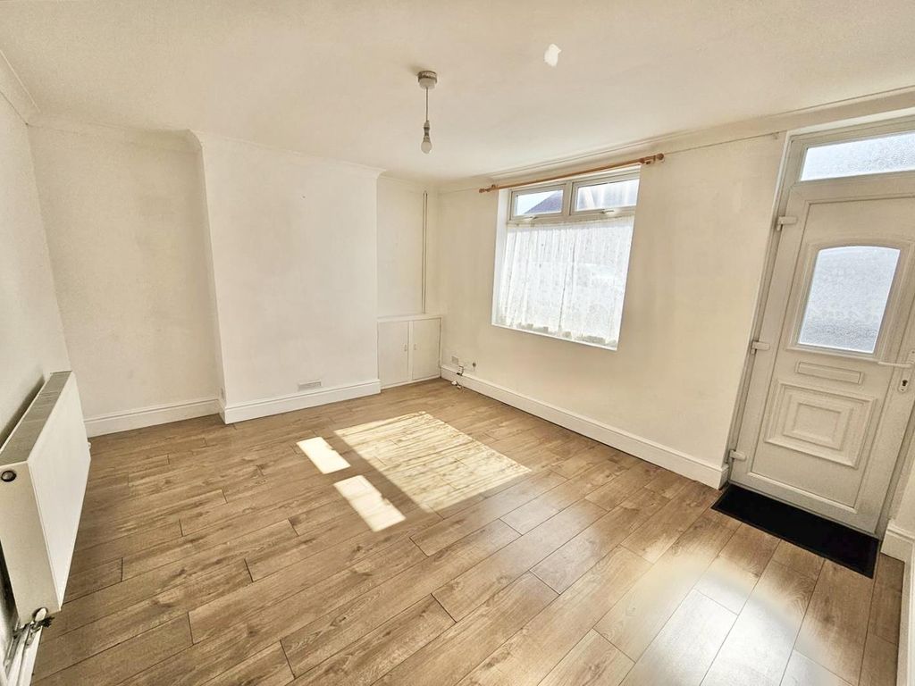 Property photo 3 of 14 Fullsizerender-1.Jpg