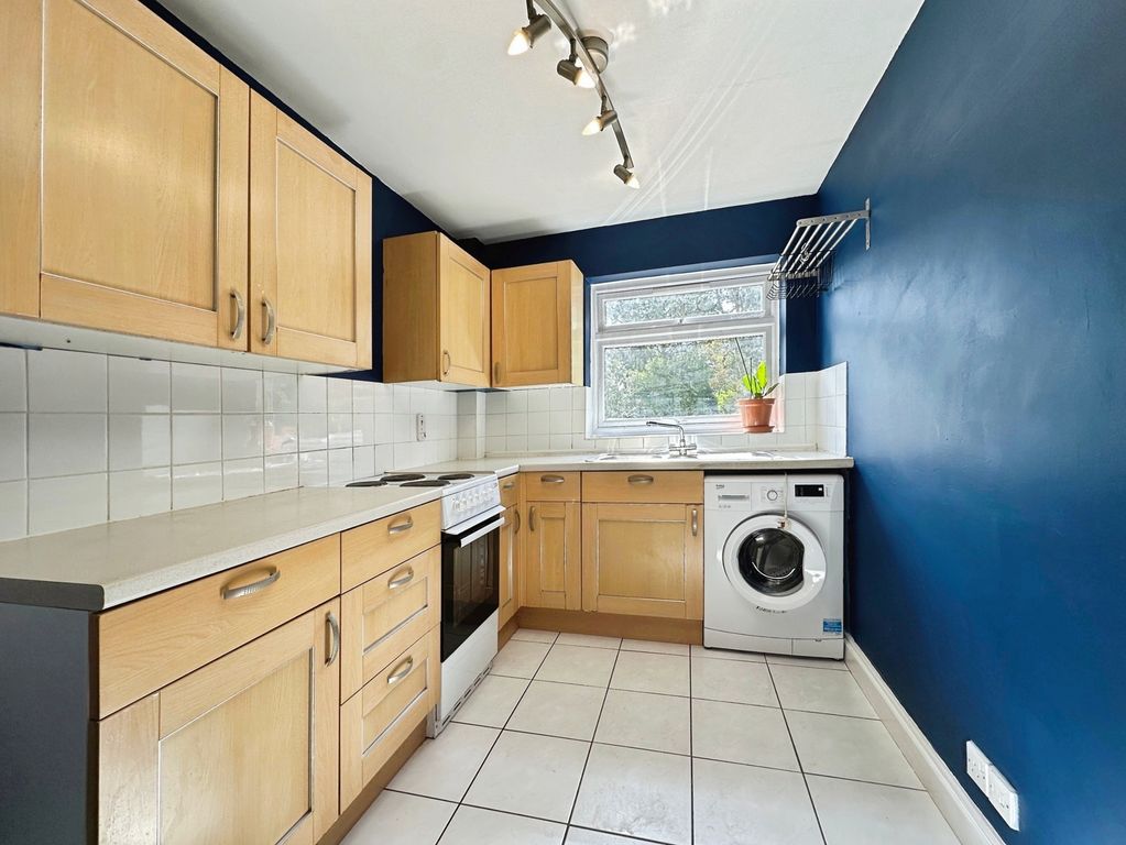 Property photo 2 of 13 Pbox-Img.Jpg