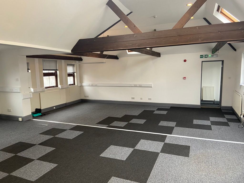 Property photo 2 of 10 Photo 9