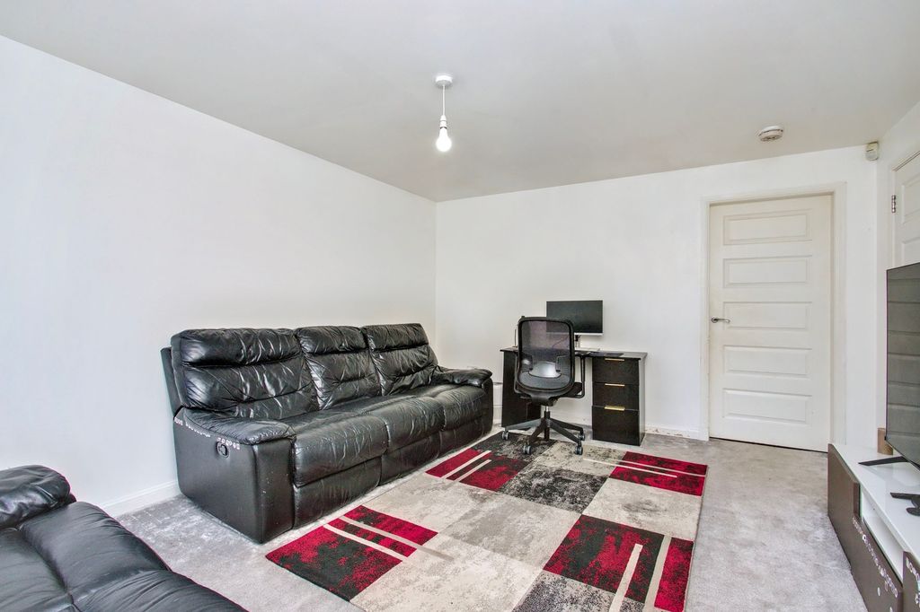 Property photo 3 of 12 Property Image 3