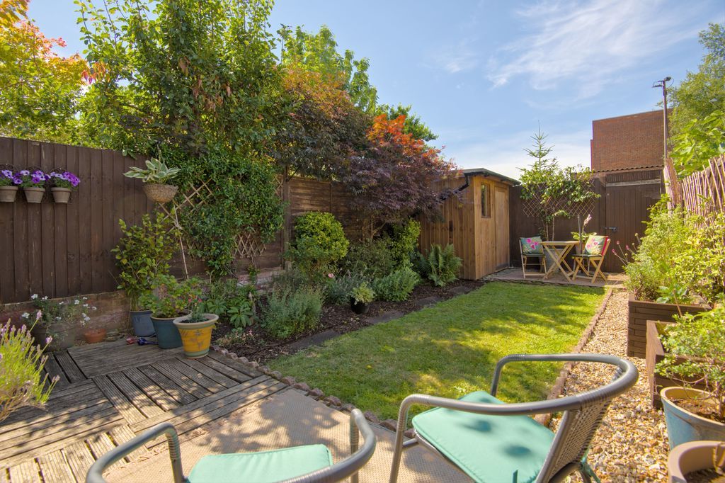Property photo 2 of 15 Photo 12