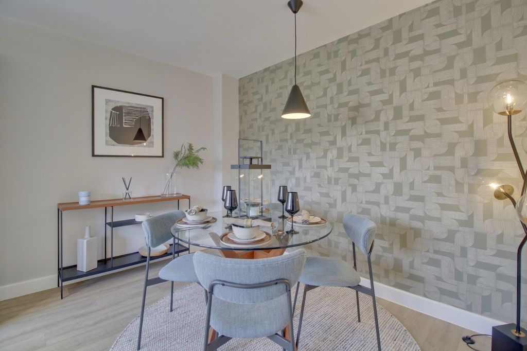 Additional image 6 of 4 bed detached house to rentPark Meadow Lane, Leeds, West Yorkshire LS12