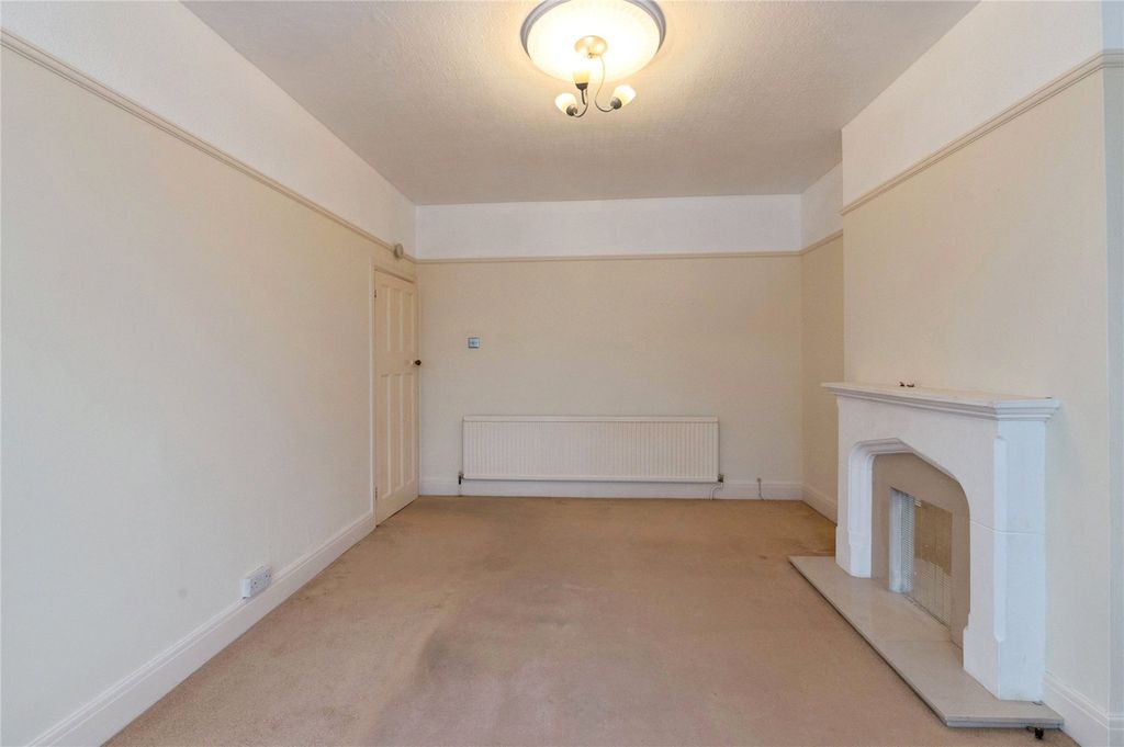 Property photo 3 of 10 Picture No. 05