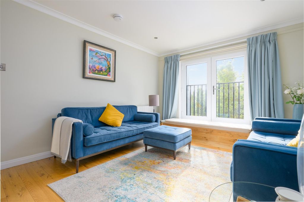 Property photo 3 of 13 S03.Jpg