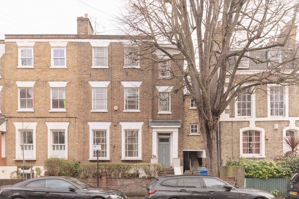 Property photo 2 of 24