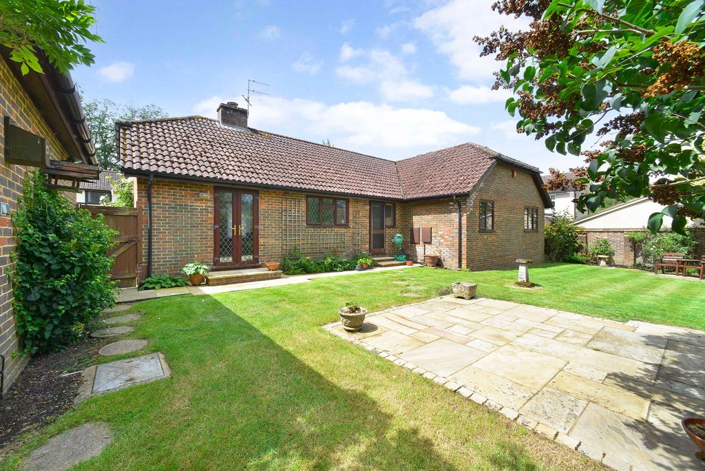 Property photo 3 of 17