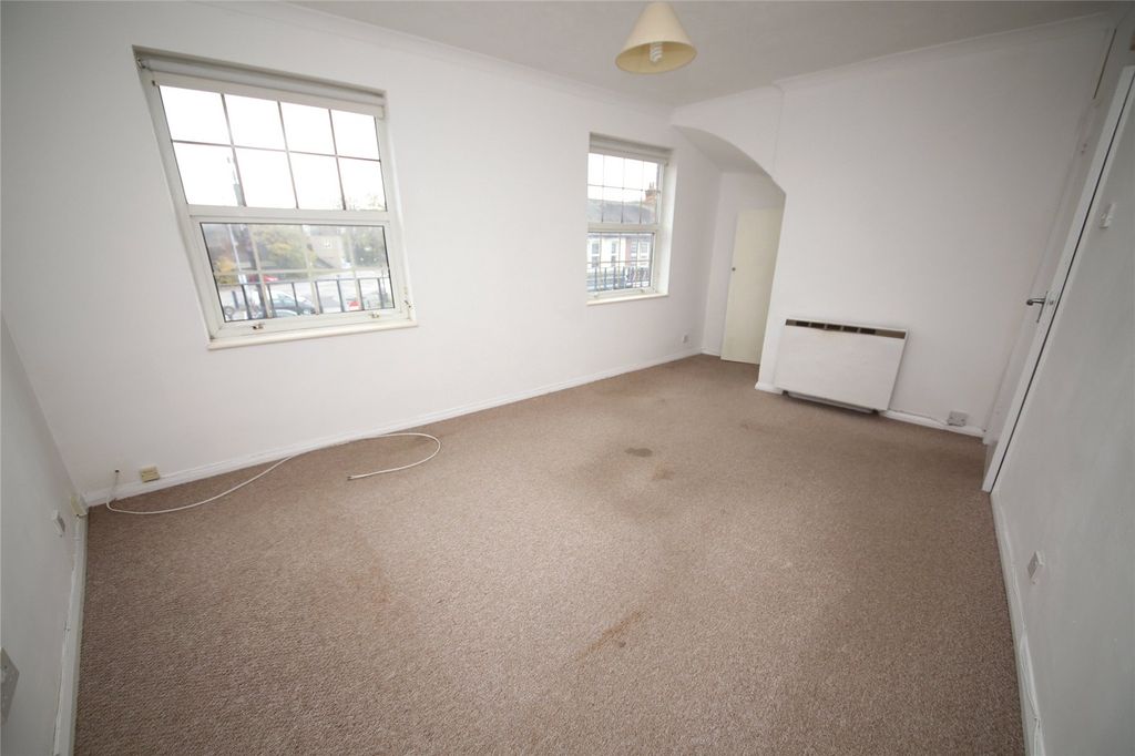 Property photo 2 of 8 Picture No. 02