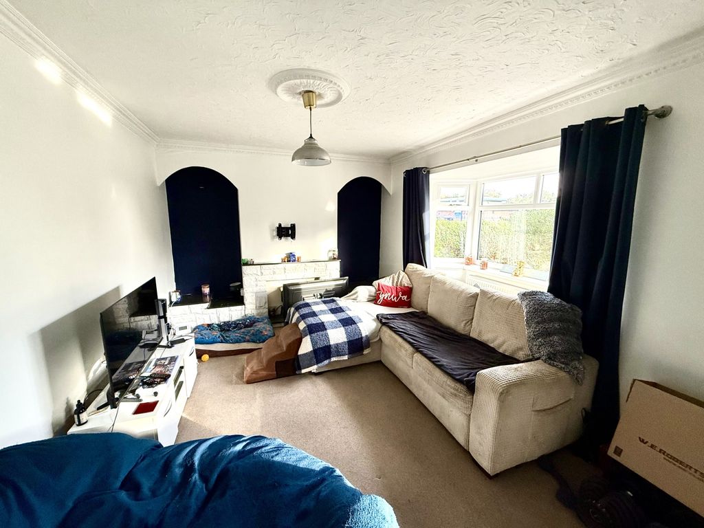 Property photo 3 of 9 Img_0581