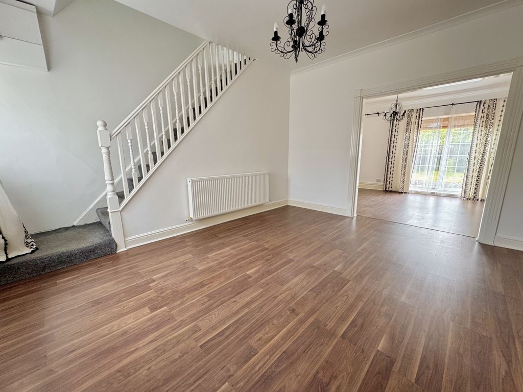 Property photo 2 of 16 Img_0270