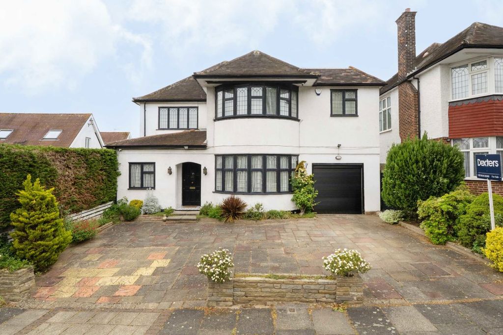 Property photo 1 of 9