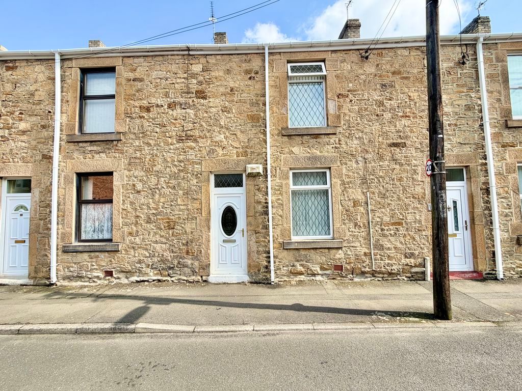 Property photo 1 of 10 External