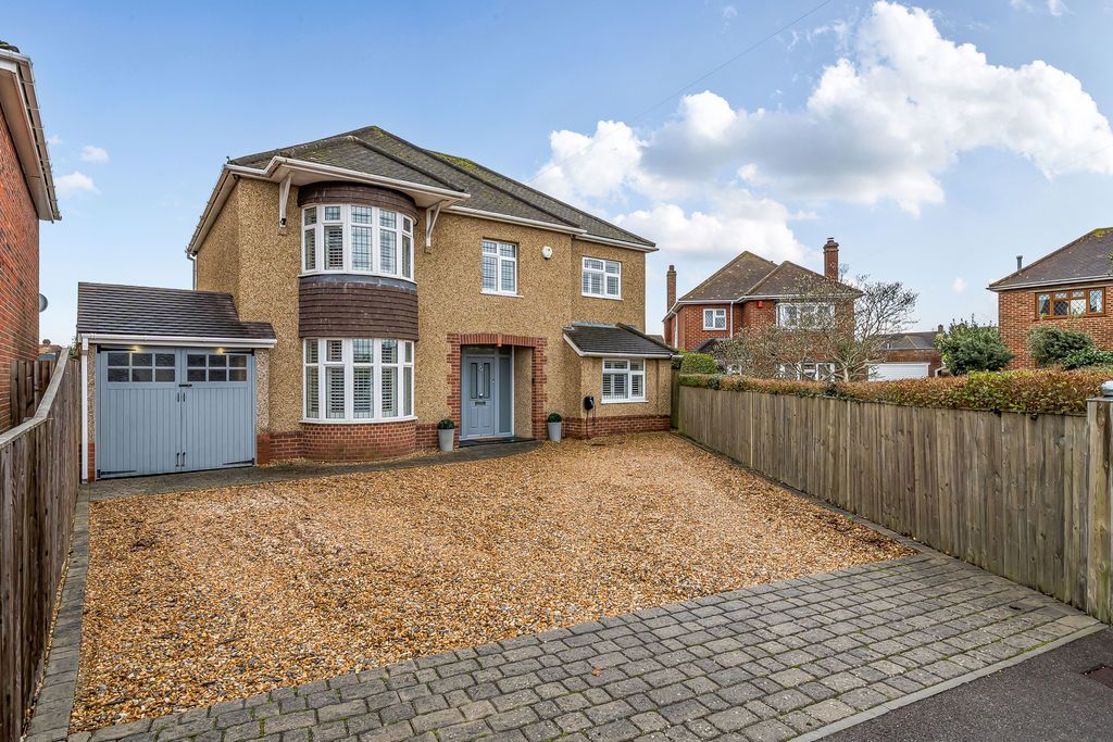 Property photo 1 of 25 Front