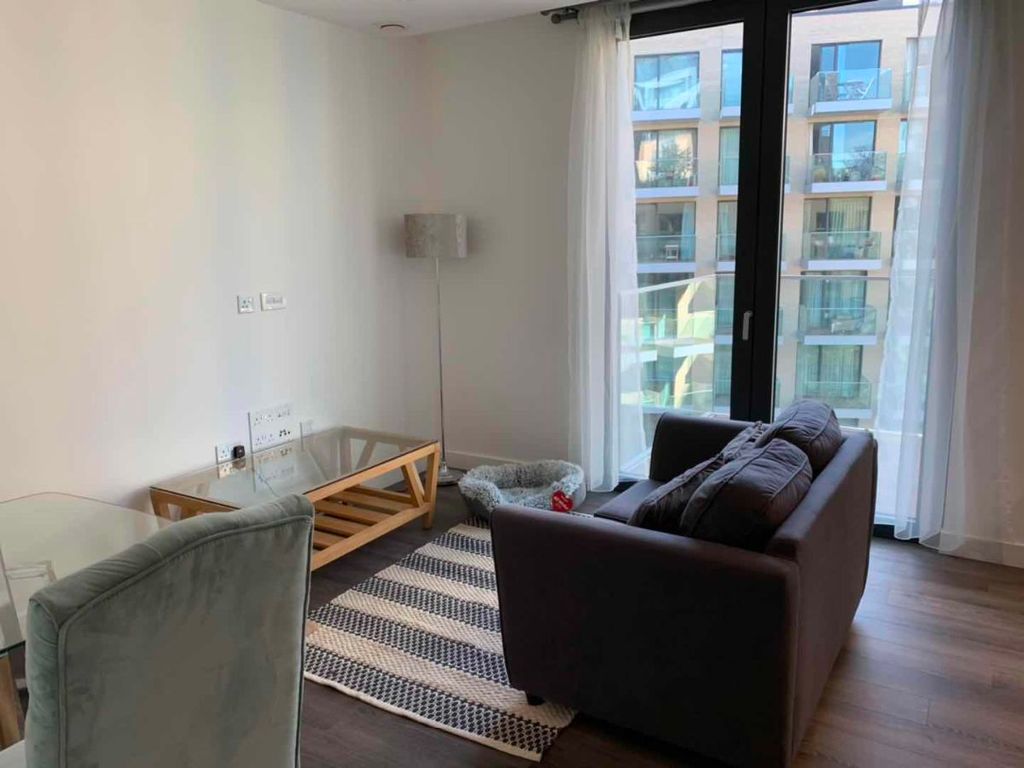 Property photo 3 of 11