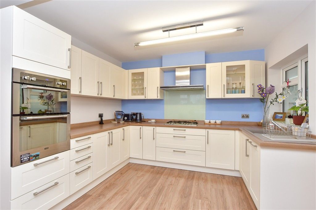 Property photo 2 of 13 Kitchen/Diner