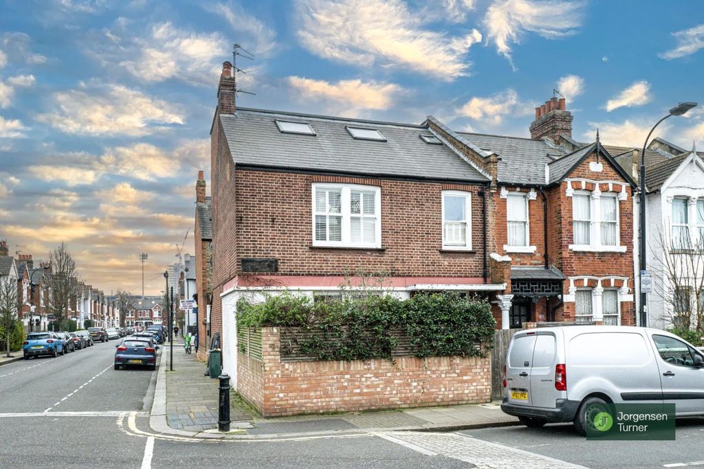 Property photo 3 of 12 External Front View .Jpg