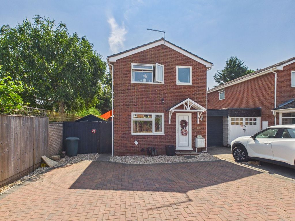 Property photo 1 of 17