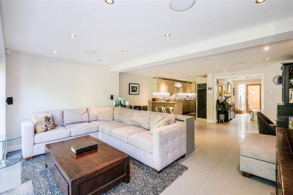 Property photo 2 of 37 2