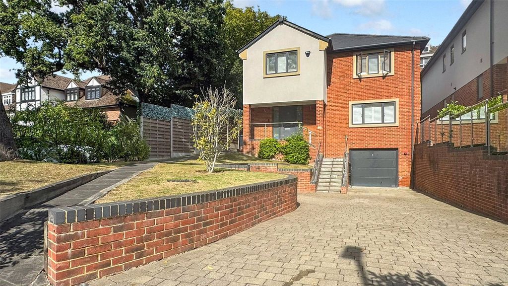 Property photo 1 of 31 Picture No. 13