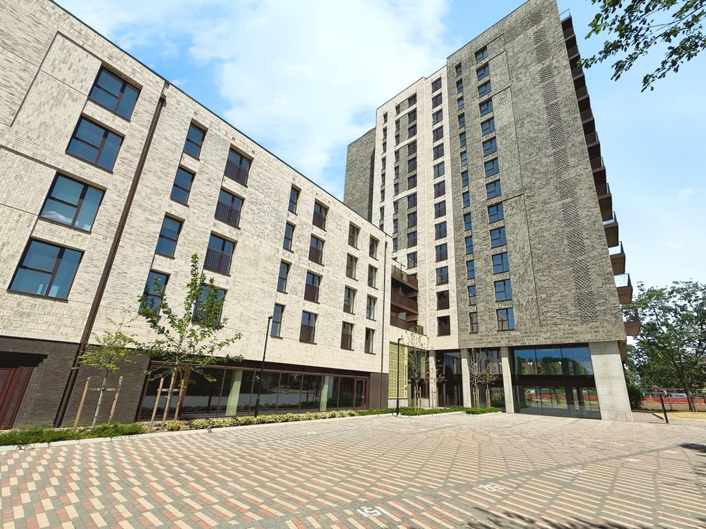 Property photo 1 of 8 Image