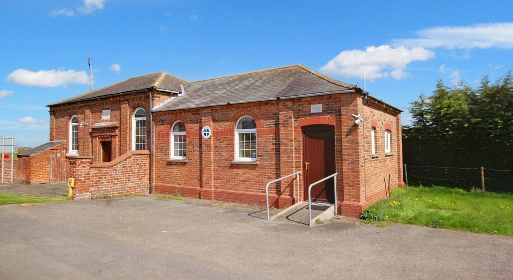 Property photo 1 of 13