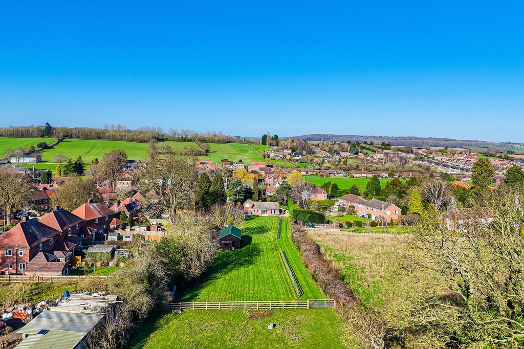 Property photo 2 of 38