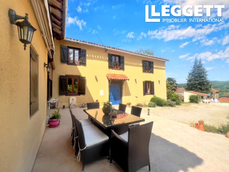 Property photo 3 of 10